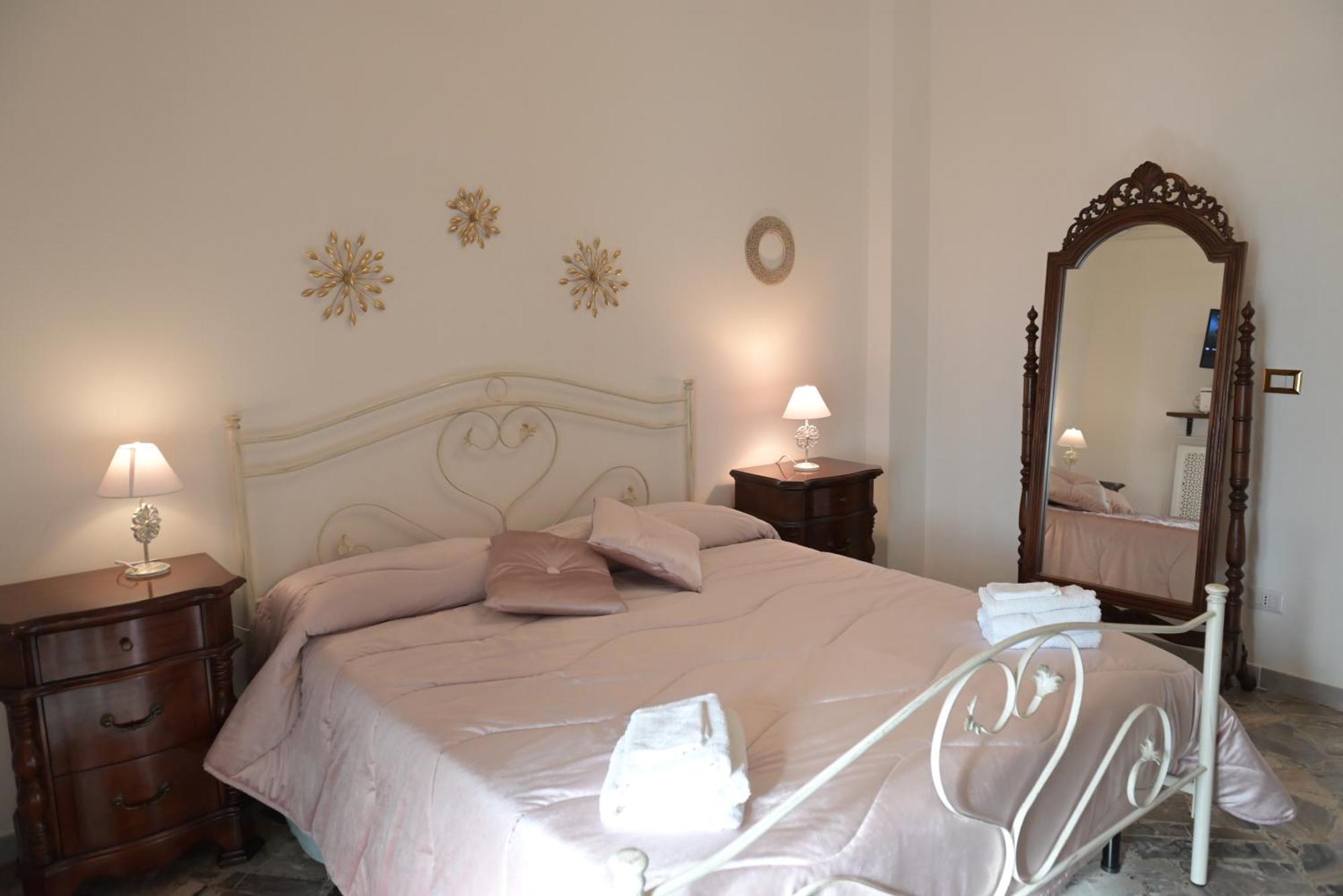 The Rooms Of Swami Bari Exterior photo