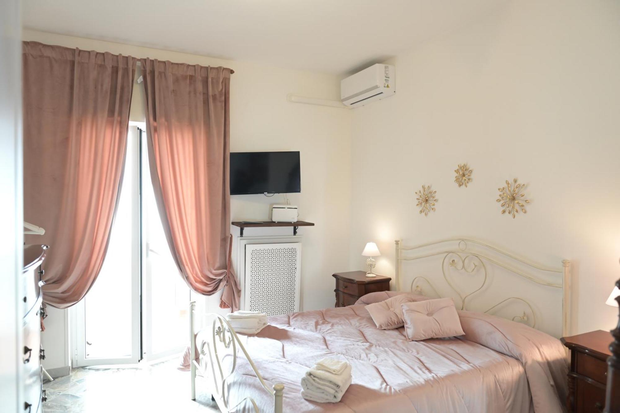 The Rooms Of Swami Bari Exterior photo